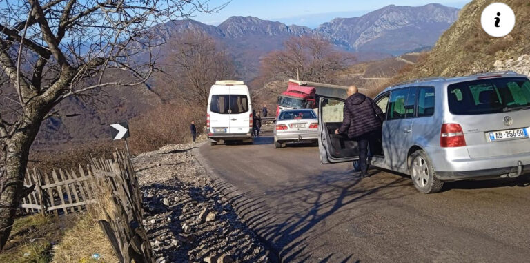 I besoi Google Maps-it, bllokohet rruga e Arbrit, trajleri me targa turke ngec në bajpasin e Murrizit
