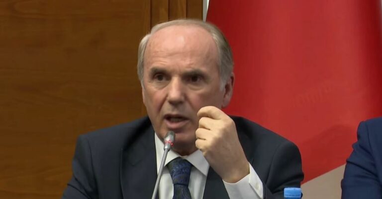 Një pozitë që ekziston për të mos ardhur në pushtet, është denatyralizim”, Preç Zogaj: Rama-Berisha përpjekje për të ripropozuar dy partitizmin