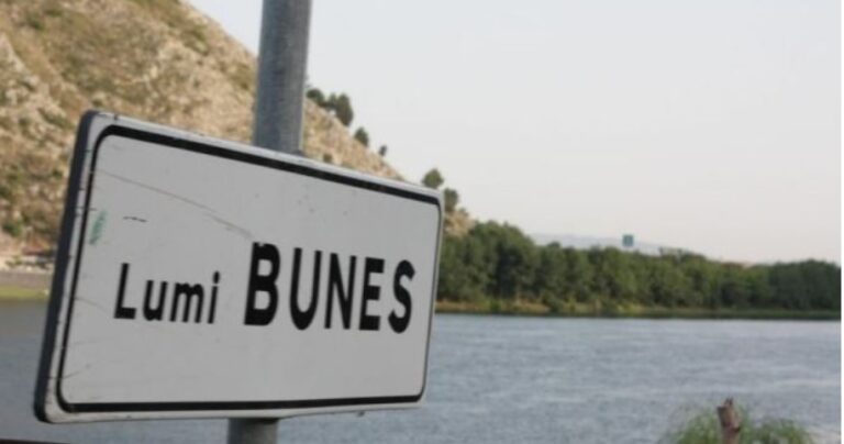 Gjendet një trup i pajetë në lumin Buna