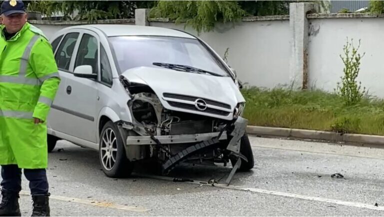 Bulqizë/ Aksident në Sofraçan, lëndohet pasagjerja