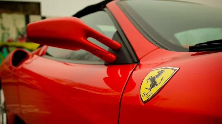 Ferrari, makina e parë elektrike do të kushtojë gjysmë milioni euro Ferrari, makina e parë elektrike do të kushtojë gjysmë milioni euro