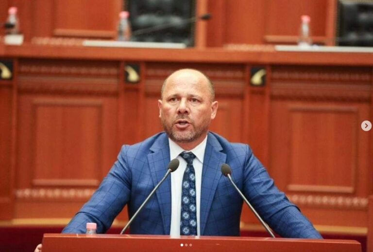 Tensionet te “Sterilizimi”/ Xhelal Mziu shtyn Milva Ekonomin, reagon Peleshi: U tejkalua çdo kufi! Dhuna, e papranueshme