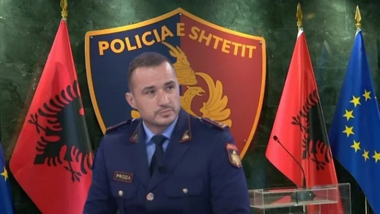 Ilir Proda emërohet drejtori i ri i Policisë së Shtetit, pjesë e uniformave blu që prej vitit 2005 shërbeu si shef i komisariatit të Bulqizës gjatë një periudhe