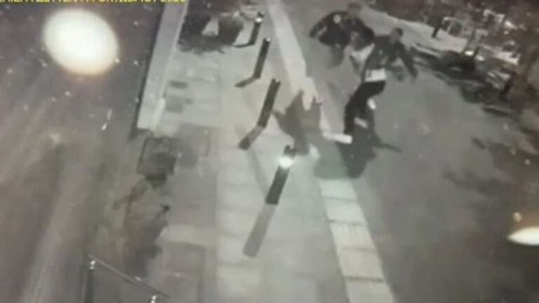 Vranë kushëririn e tyre, zbardhet dëshmia e dy vëllezërve: Abuzoi s*ksualisht me ne kur jetonim në Shqipëri. Kur e pamë, na u “zgjuan” kujtimet e këqija