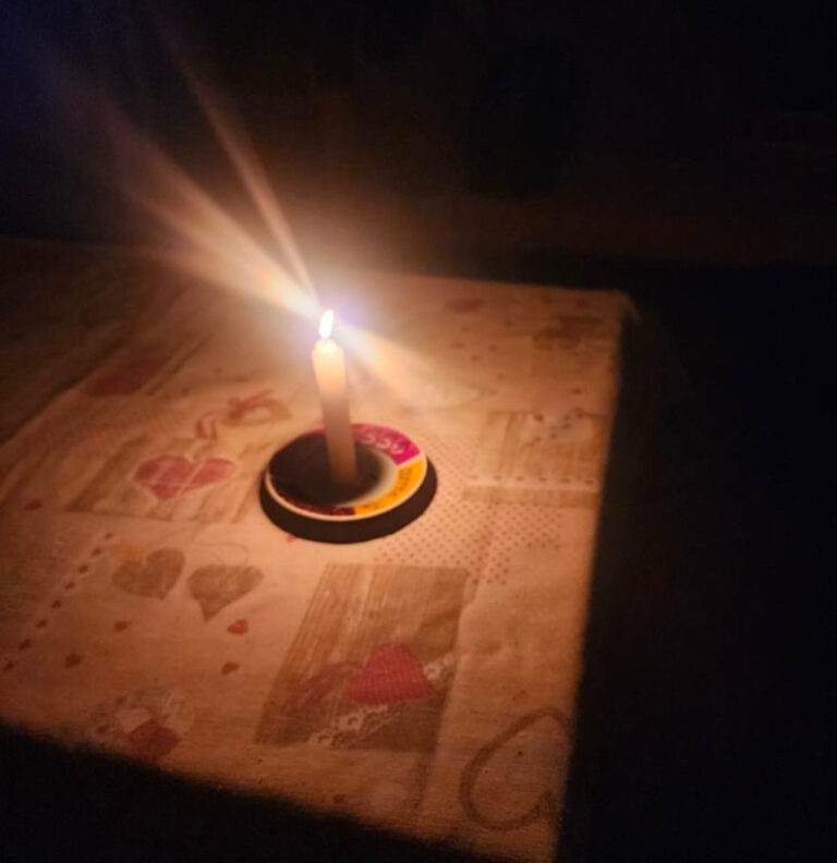Bulqiza paralizohet nga moti i keq, shumica e fshatra pa energji elektrike