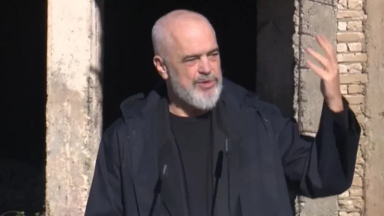 ‘Mos dëgjoni Sudet dhe Rrapushët’, Rama në Bulqizë: Rruga është drejt BE-së në 2030! Do i lëmë një horizont atyre që do marrin stafetën