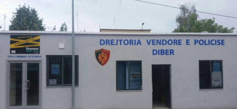 Sherr me sende të forta në spitalin e Peshkopisë, drejtoresha gjuan në fytyrë përgjegjësin e financave