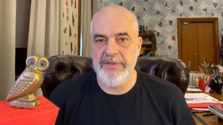 “830 euro është rroga mesatare sot në Shqipëri”/ Rama: Nga 1 janari 2026, paga minimale 500 euro!