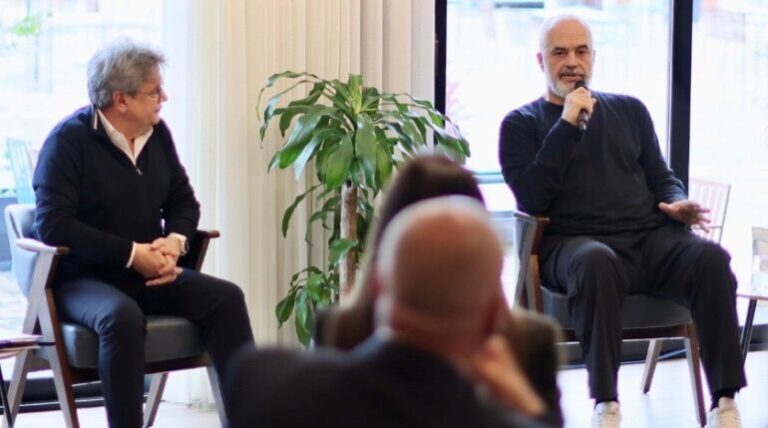 “‘Paketa e maleve’ adreson ëndrrën për t’u kthyer në tokën e të parëve”, Rama: 500 aplikantët e parë, 10 vite pa taksa