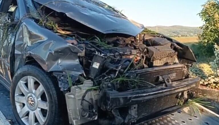 Aksident në autostradën Fier-Lushnje, humb drejtimin e mjetit dhe përfundon në kanal, humb jetën 28-vjeçari (EMRI)