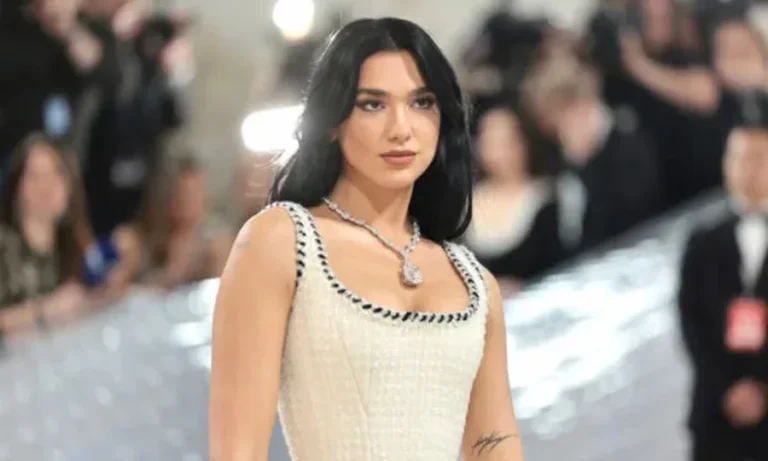 Revista franceze artikull për Dua Lipën/ Armë diplomatike e pop-it