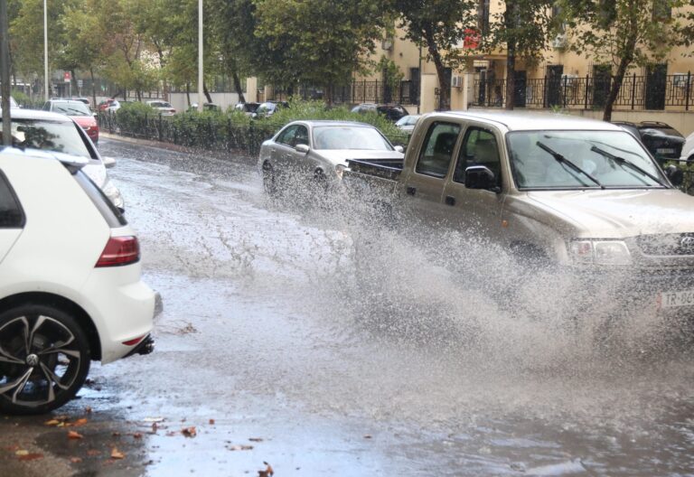 Reshje shiu, breshër dhe shtrëngata, parashikimi i motit 5 gusht 2025